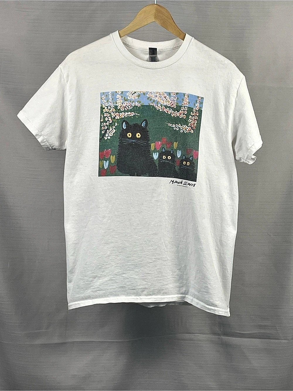 Maud Lewis "Three Black Cats" Folk Art Graphic Tee - Size M